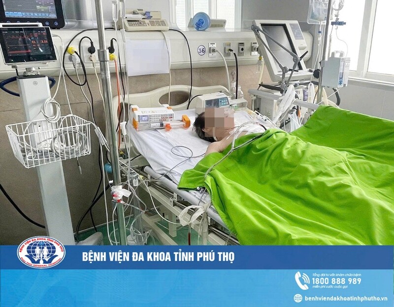 Cứu sống người bệnh 70 tuổi nguy kịch do tắc động mạch phổi 2 bên 8 tac dong mach phoi hai ben 2