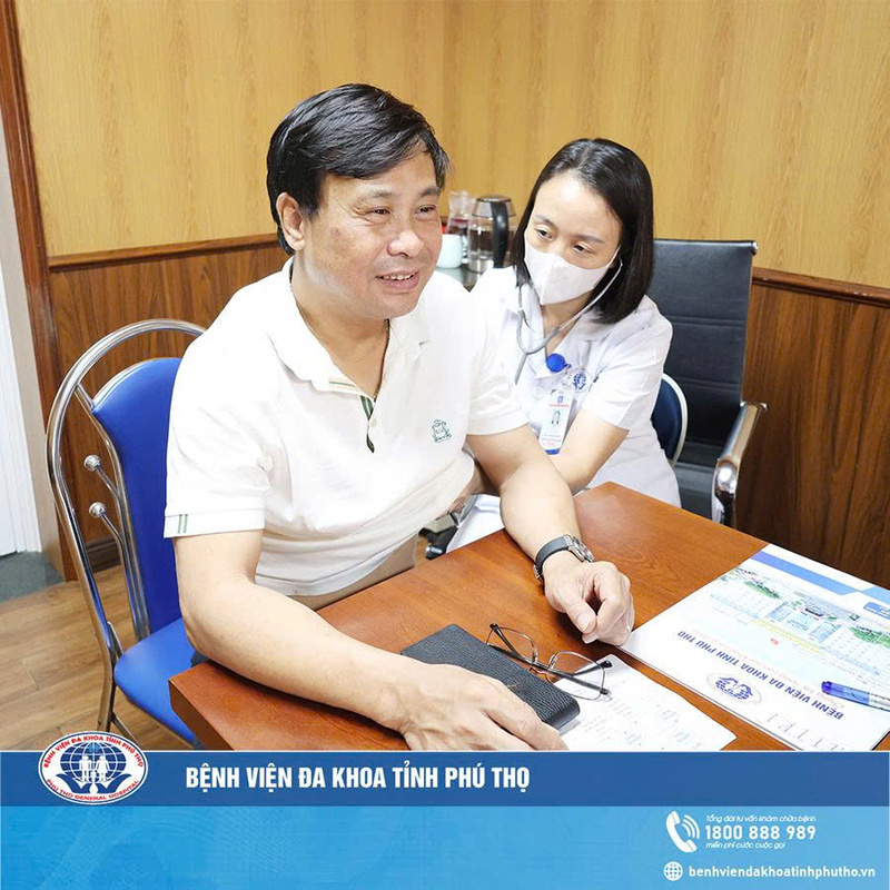 Bệnh viện Đa khoa tỉnh Phú Thọ khám sức khỏe cho cán bộ Đảng ủy phường Việt Trì 22 2aobor2dctvcbbl1wvgsj3ctqbrupnqoitzzwitk5